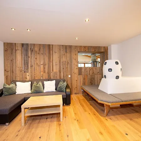 Apartmán A Casa Bernstein *